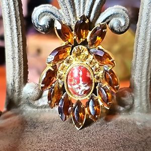 Julianna Speckeled Cabochon Brooch